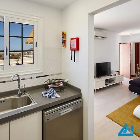 Casa Nostra - Lh195 By Now Ltd Willa